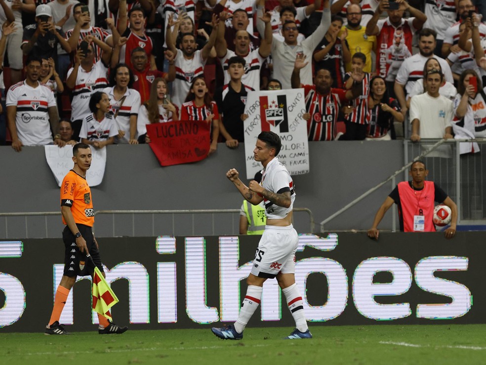 Gol de James Rodríguez em Inter de Limeira x São Paulo — Foto: Rubens Chiri/saopaulofc