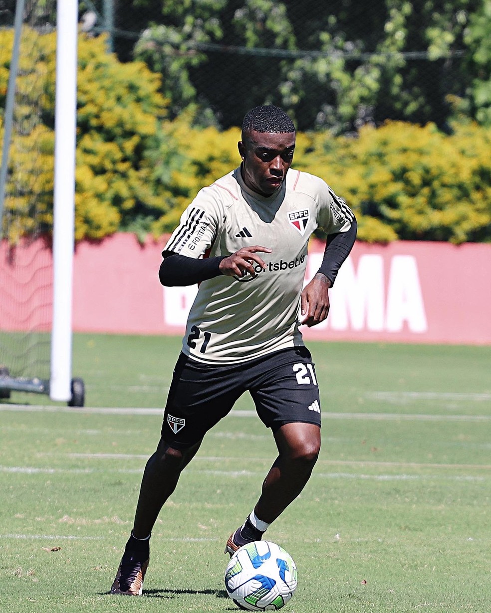 Méndez tem tido pouco espaço e pode deixar o São Paulo — Foto: Divulgação