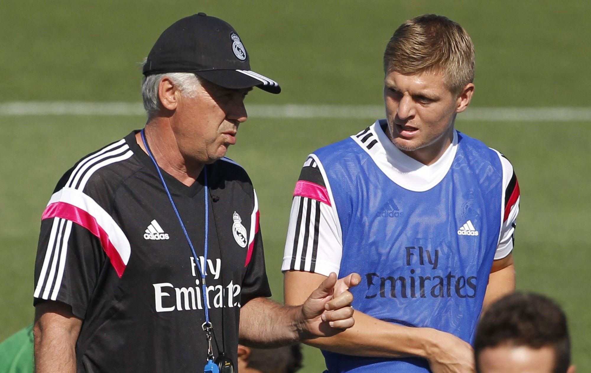 Kroos tira sarro de Ancelotti ao relembrar treta em substituição: 