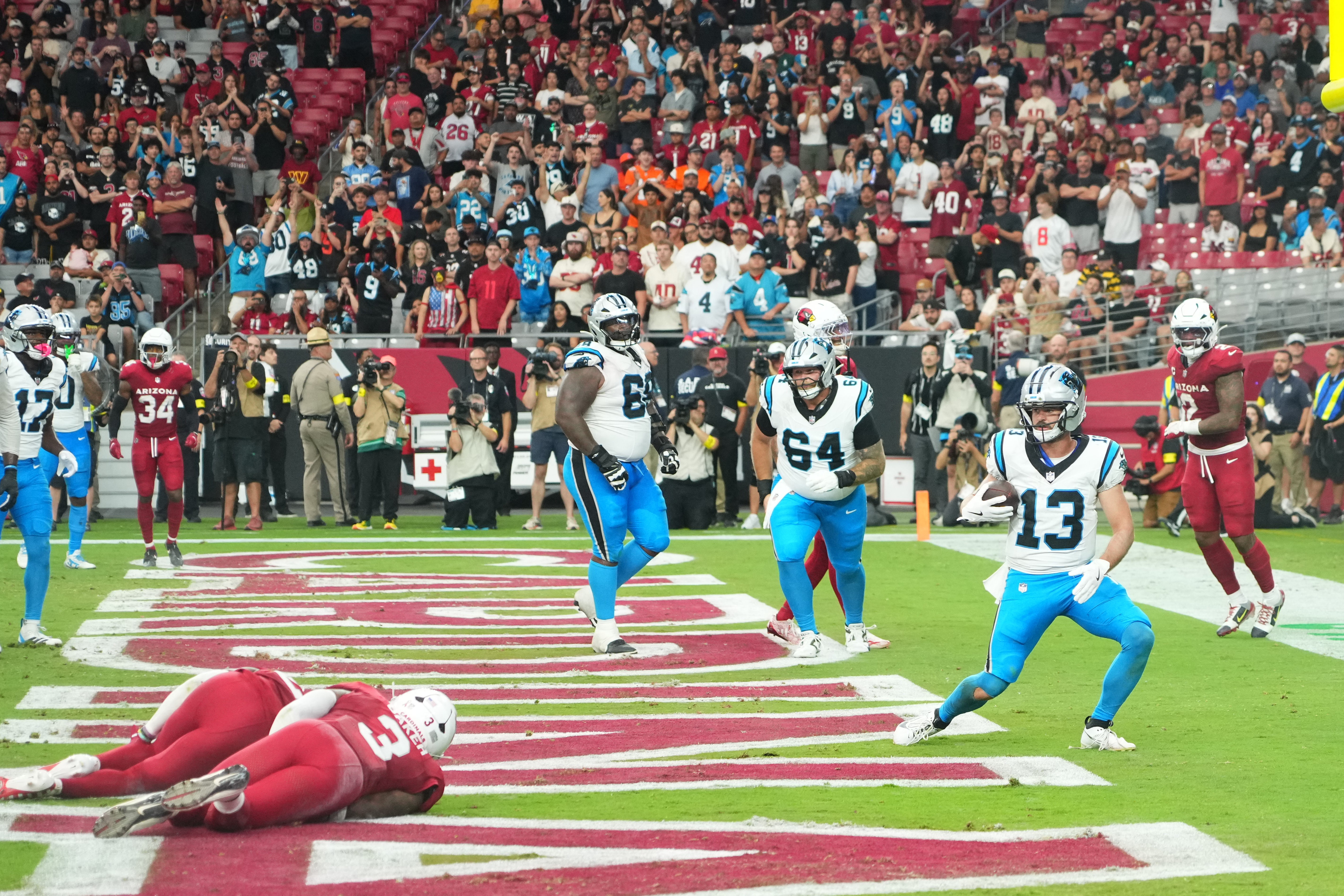 ge - Jogador afastado da NFL para tratar doença autoimune retorna com dois touchdowns