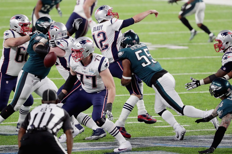 O New England Patriots de Tom Brady (12) chegou em três Super Bowls seguidos entre 2016 e 2018, mas perdeu um deles para o Philadelphia Eagles — Foto: Patrick Smith/Getty Images
