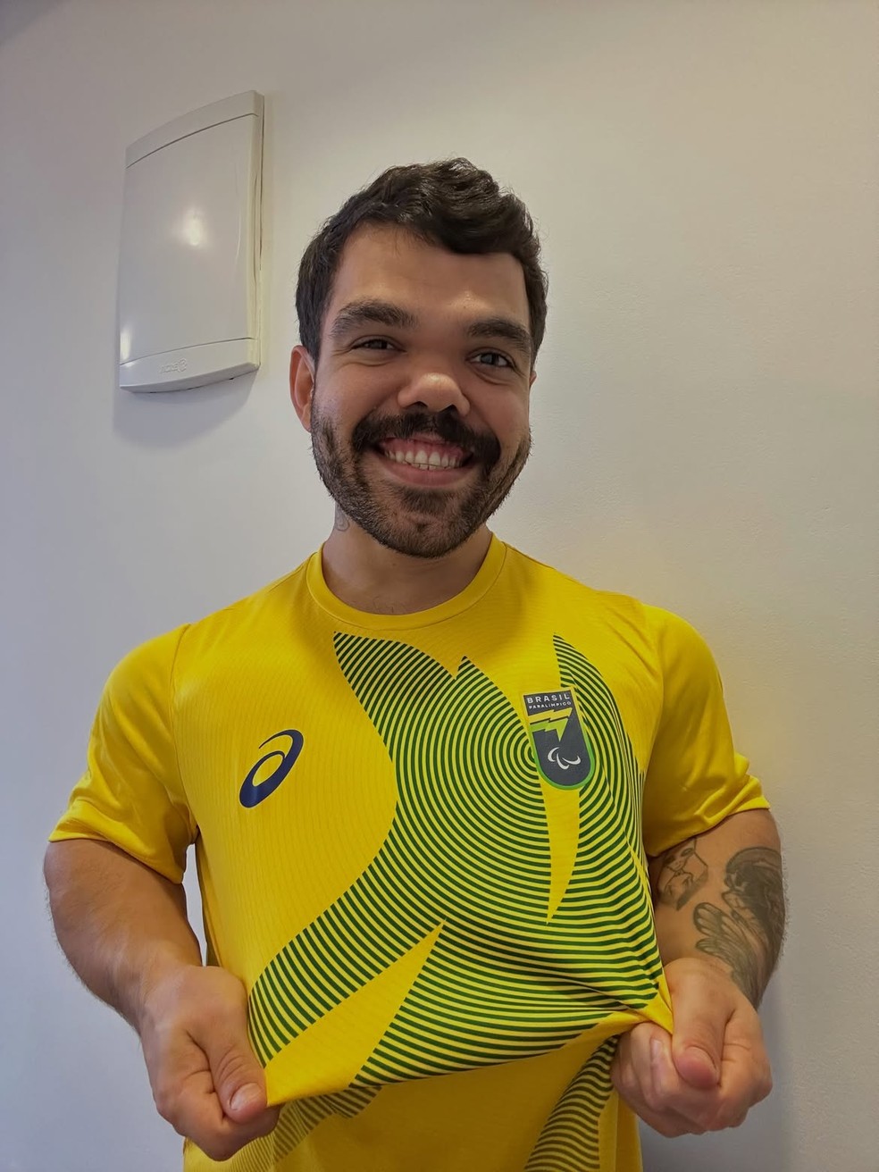 Kaue Motta vai fazer parte de Seleção Brasileira de haterofilismo paralímpico no México — Foto: Arquivo Pessoal