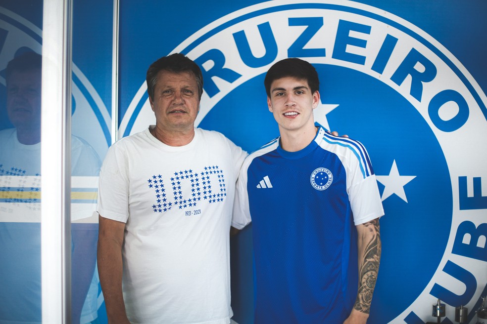 Adilson Batista e Rayan Lelis; Cruzeiro — Foto: Gustavo Martins/Cruzeiro
