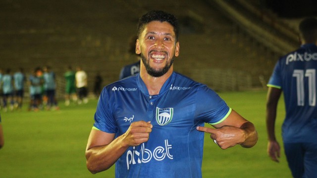 Emerson abriu o placar