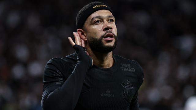 Gol de Memphis em Corinthians x Vasco
