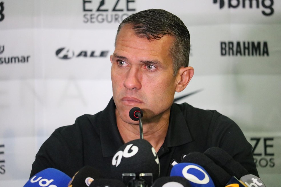 Bruno Lazaroni, auxiliar técnico do Corinthians — Foto: Augusto César Gomes