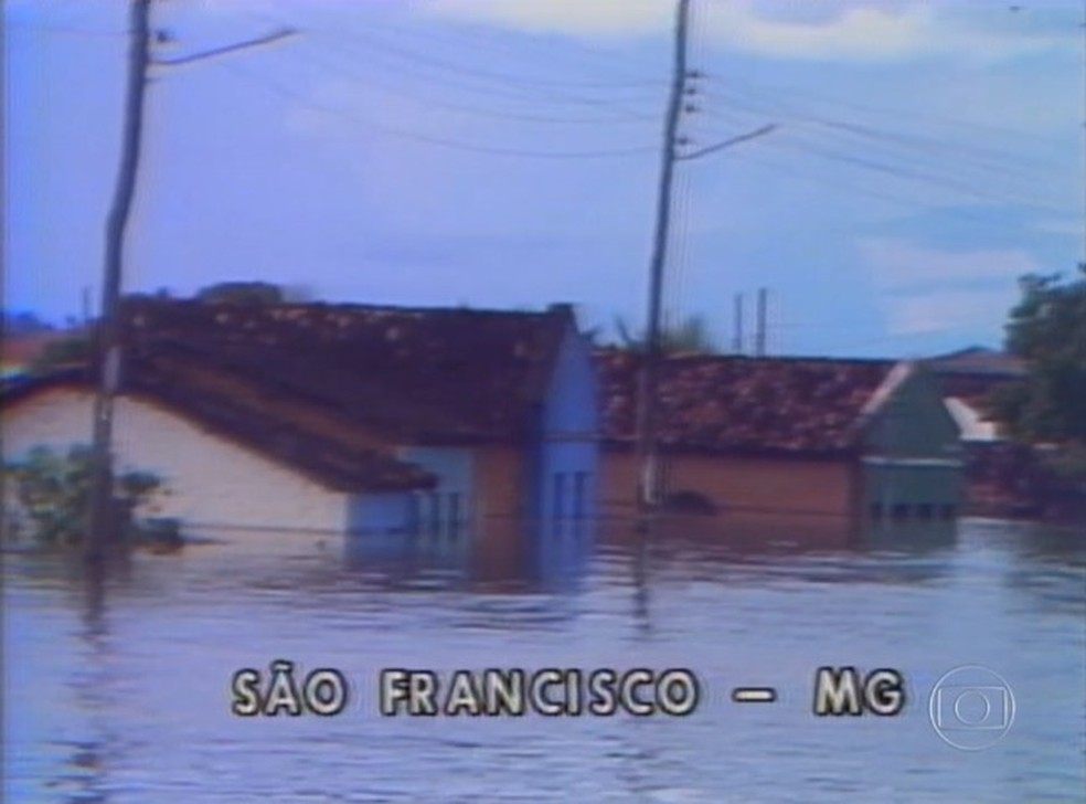 Enchente em São Francisco (MG) em 1979 — Foto: Reprodução / TV Globo