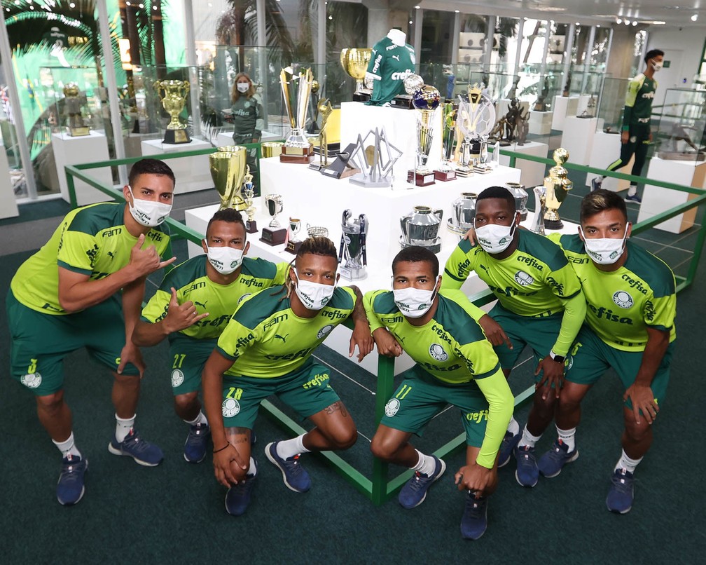 Salários dos jogadores do Palmeiras: veja quanto ganha cada atleta - Portal  do Palmeirense