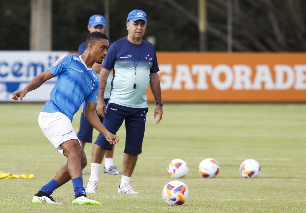 Eurico defendeu o Cruzeiro em 2014, quando a Raposa foi campeã do Mineiro e do Brasileiro  — Foto: Washington Alves / Light Press