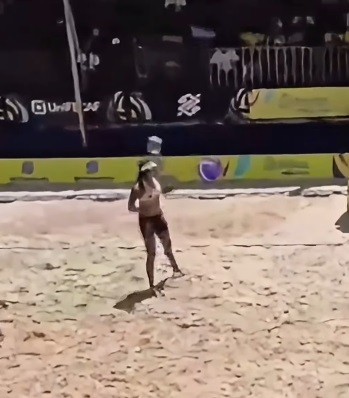 Panorama: Ana Patrícia brilha com defesa de cabeça e anota ponto na sequência; assista ao vídeo