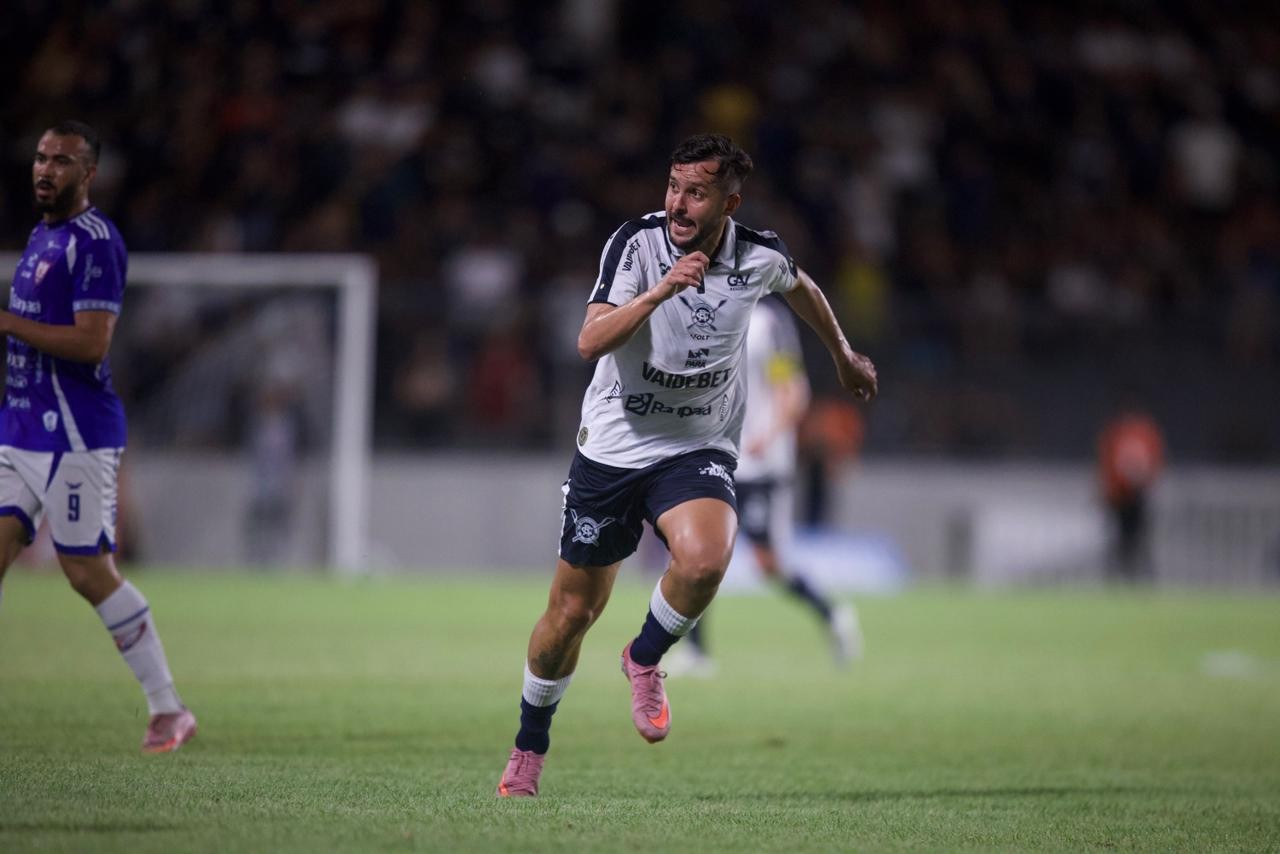 Ceará acerta contratação de volante Giovanni Pavani, ex-Remo