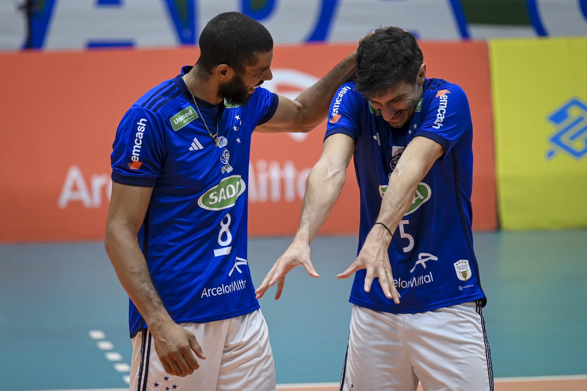 Cruzeiro garante liderança isolada da Superliga ao dominar Montes Claros América