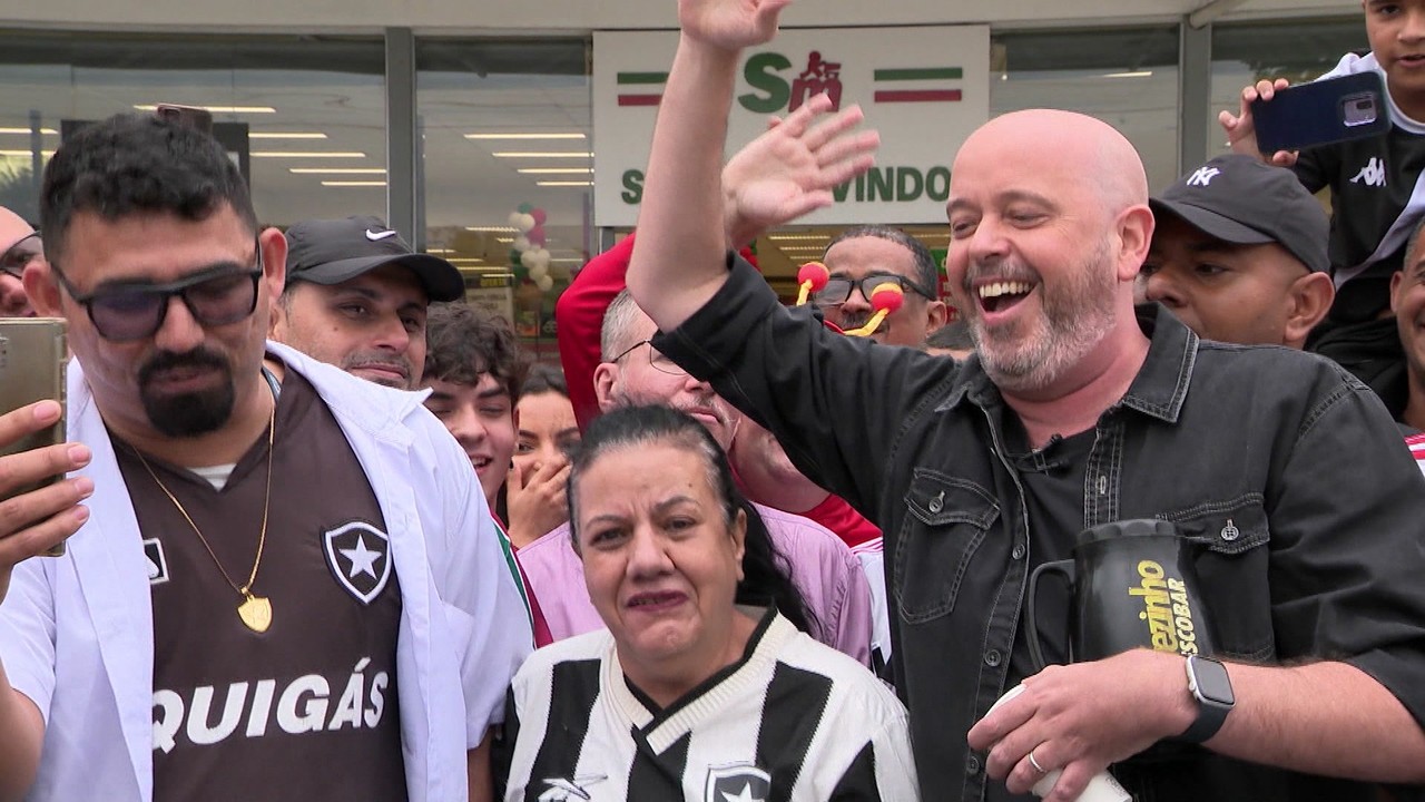 Cafezinho com Escobar: Fogão líder, Vasco complica Fla, e Flu entrega no fim