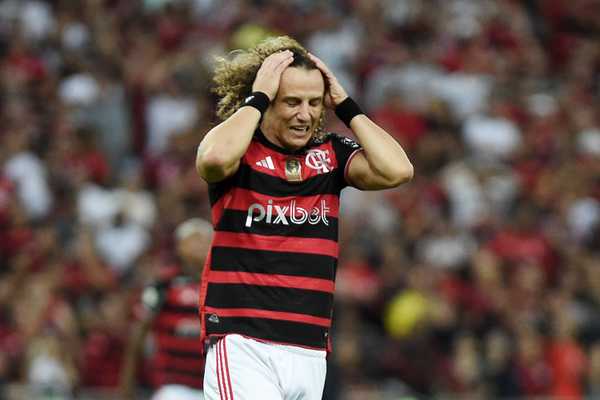 CRISE INTERNA? David Luiz critica nova diretoria após falta de comunicação