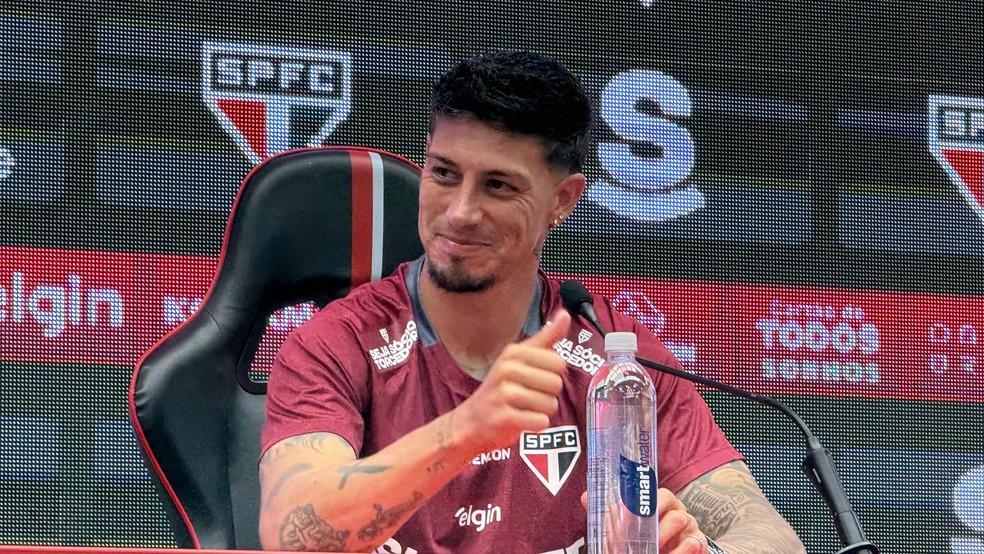 Rigoni em sua apresentação no São Paulo — Foto: Marcelo Braga