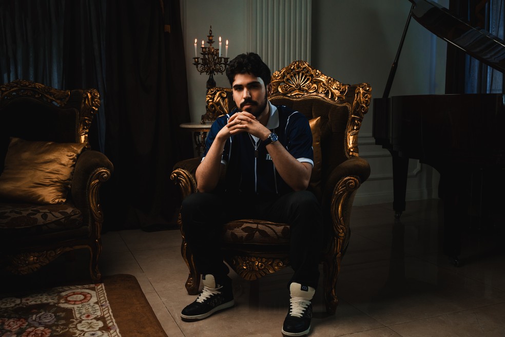 Novo contratado do time de Valorant do MIBR, aspas com o uniforme de 2025 — Foto: Fabiane Cintra/MIBR