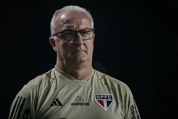 Dorival alerta São Paulo e admite incômodo como visitante: 