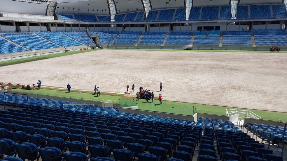 Arena das Dunas instala novo gramado — Foto: Cedida/Arena das Dunas