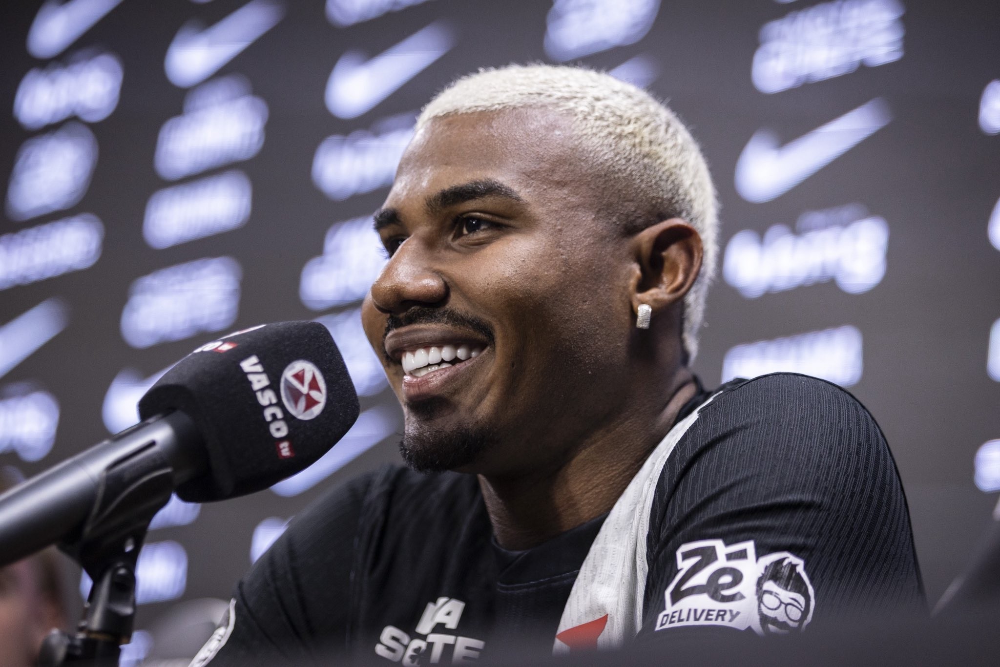 Vasco traz reforços e busca reabilitação contra o Santos