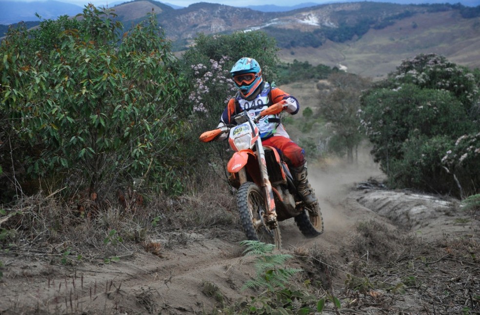 Enduro: EXCLUSIVO! Ibitipoca Off Road completa 30 anos com mais de 500 motos  na trilha. Artigo de Ângelo Savastano., mundo moto