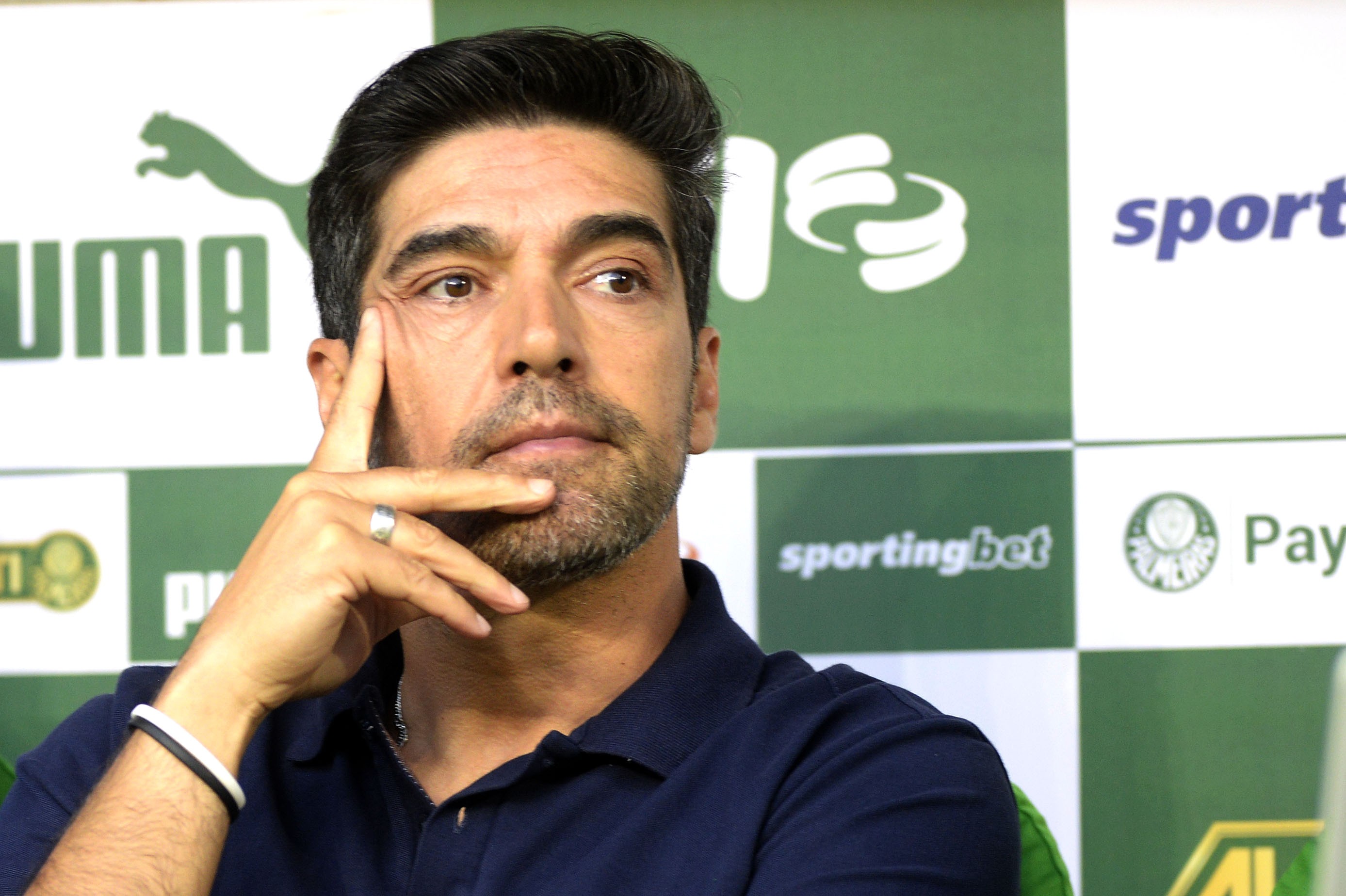 Preocupação do Palmeiras cresce com lesões e reforços: situação demanda atenção