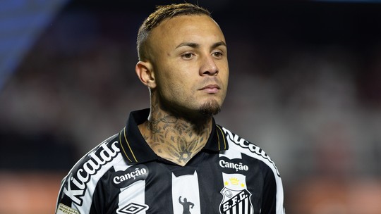 Santos tem dúvidas no time para enfrentar o Flamengo; veja possíveis entradas e saídas