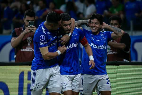 Cruzeiro x Boca Juniors: veja os principais lances da vitória celeste.