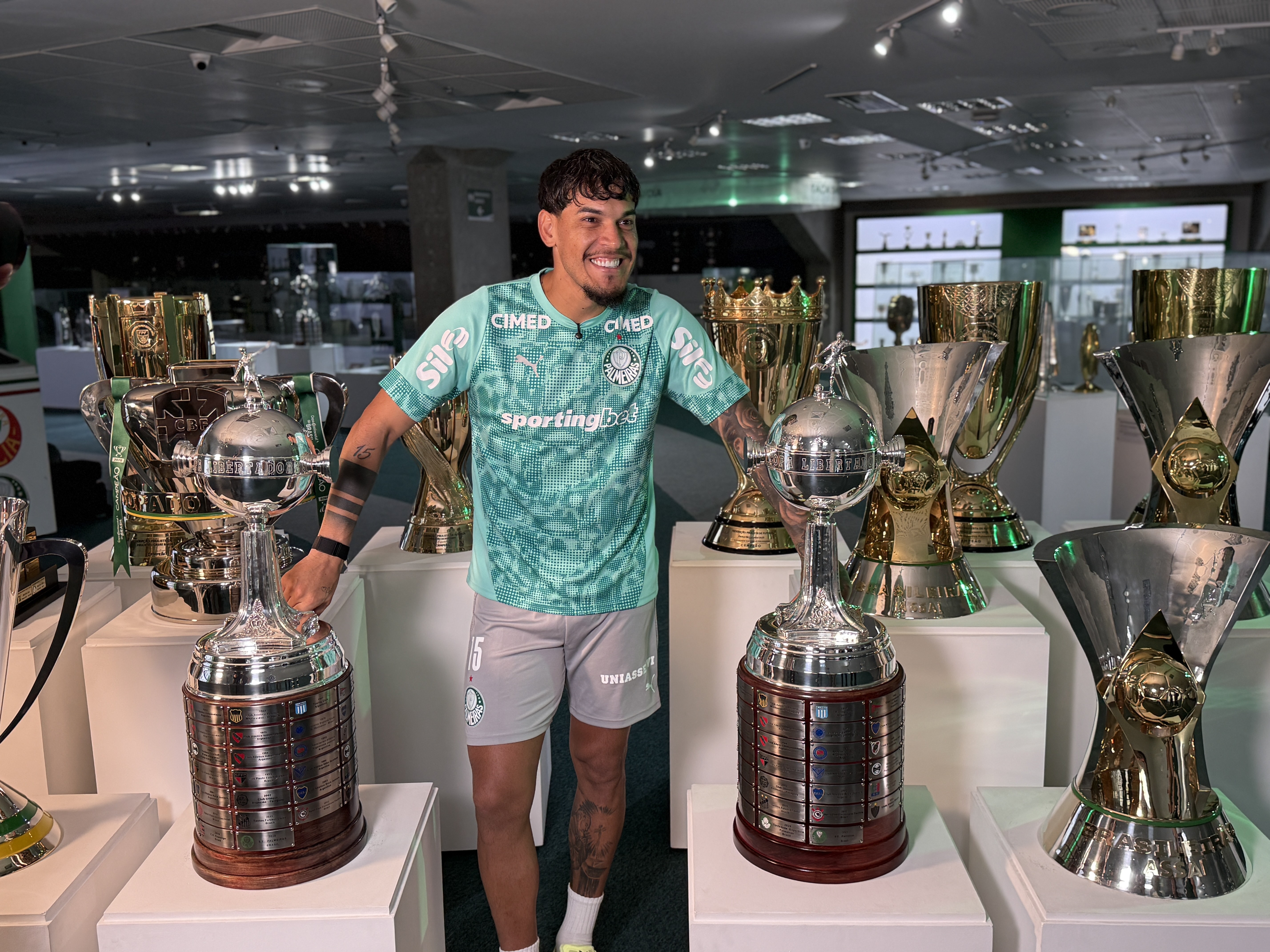Gómez celebra legado inigualável no Palmeiras e revela sua conexão emocional com o clube
