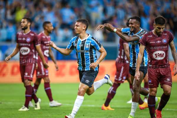 MUDANÇAS À VISTA! Técnico promete novidades na escalação para o próximo jogo!