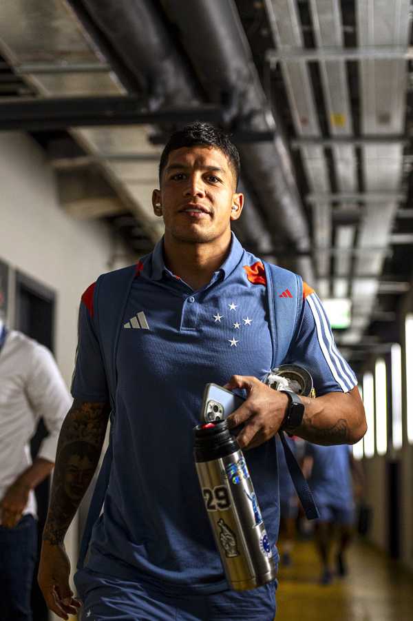 Viagem de Lucas Romero para o Chile reforça Unión La Calera contra Cruzeiro.