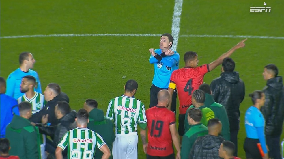 Imagem ilustrativa sobre Juventude e Atlético‑GO empataram, e o Tricolor volta à liderança da Série B