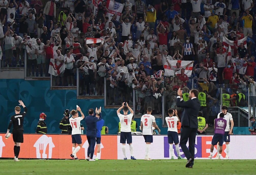 Inglaterra chega às semifinais da Euro sem sofrer um gol sequer