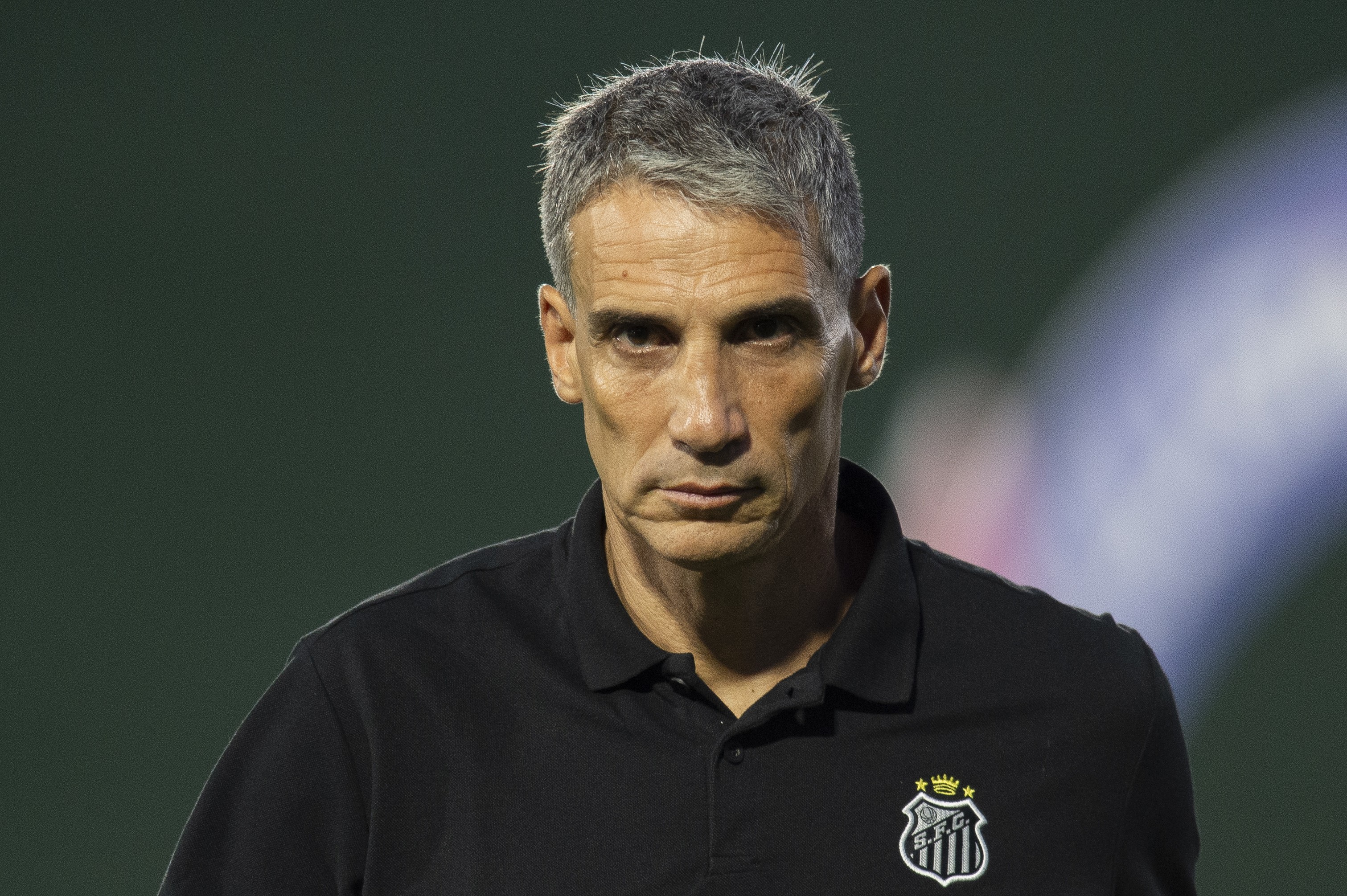 Santos revela lista de convocados que desafiam o Corinthians em jogo decisivo de rivalidade