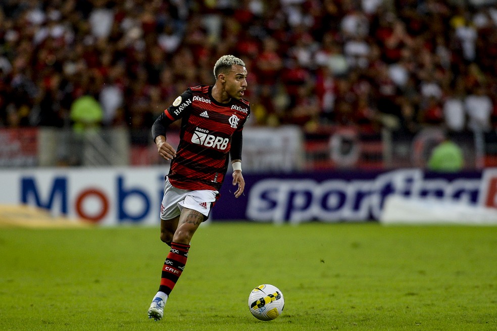 Matheuzinho está perto de assinar contrato de empréstimo com o Corinthians — Foto: Marcelo Cortes / Flamengo / Divulgação