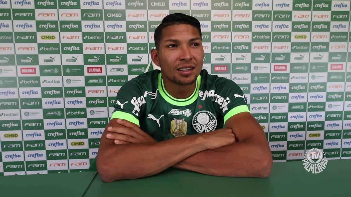 Dos protestos à Seleção: como Rony e Veiga superaram críticas e viraram ...