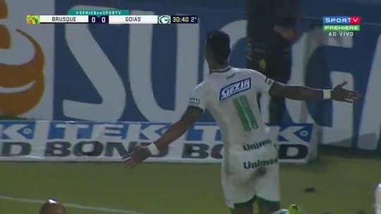 Brusque enfrenta Goiás em bom momento e com retrospecto favorável para o Esmeraldino - Programa: Futebol Nacional 