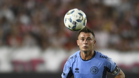 São Paulo negocia com o volante argentino Santiago Longo