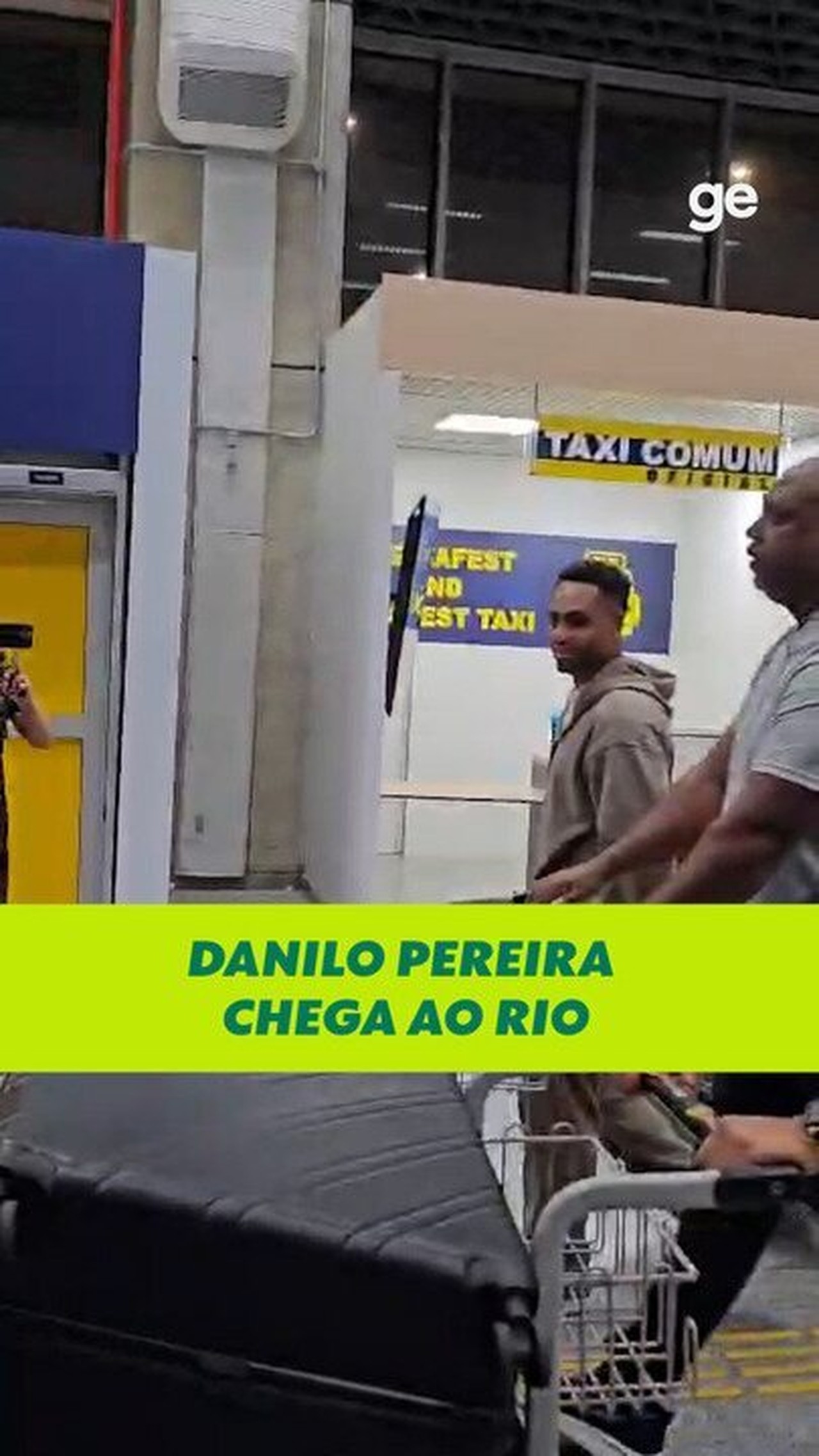 Danilo Pereira chega ao Rio de Janeiro para assinar com o Botafogo | Ge