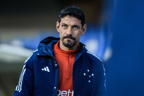 Erro na assinatura da súmula por técnico do Cruzeiro causa desconforto no clube