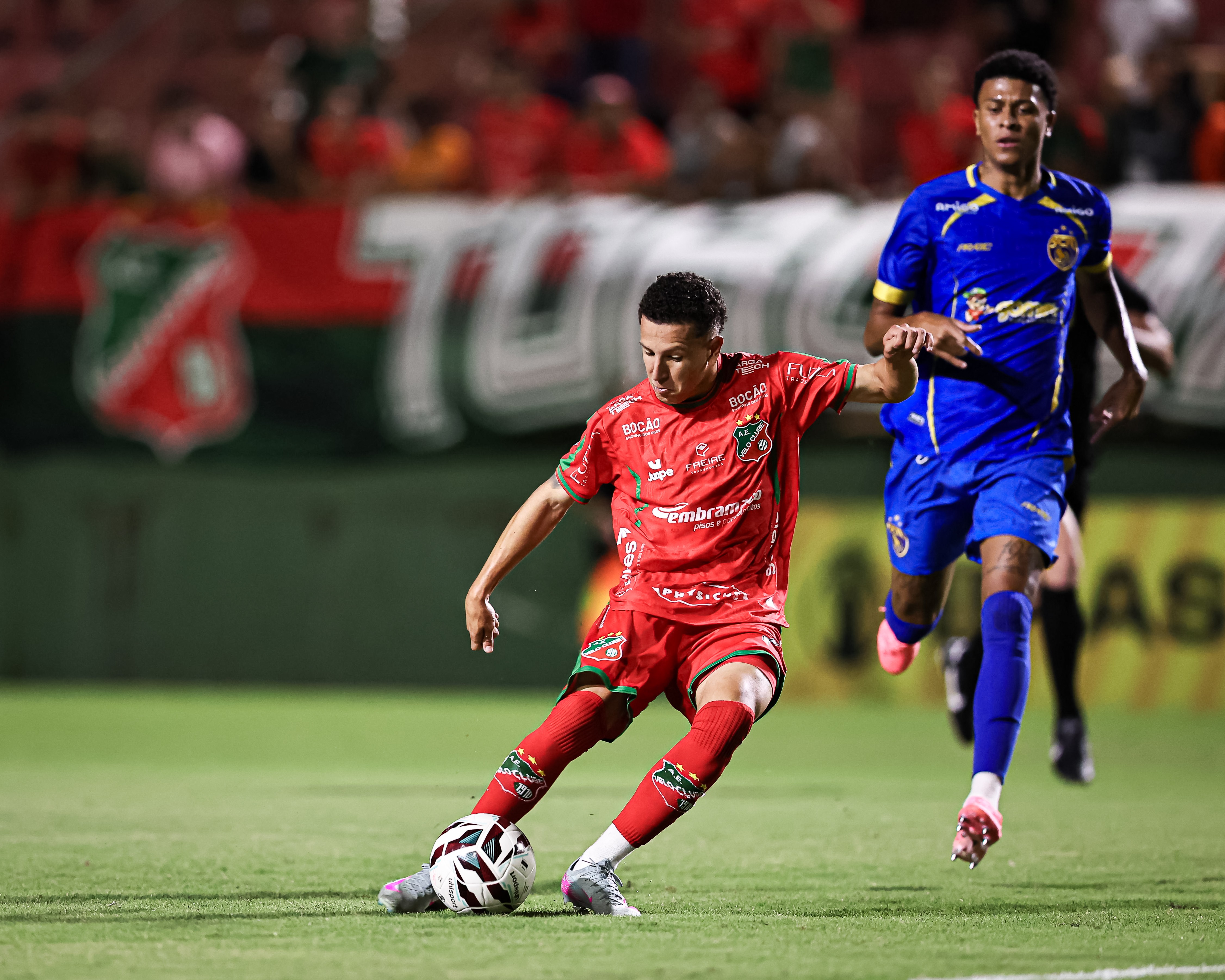 Clube centenário vence primeiro jogo na história por um torneio nacional