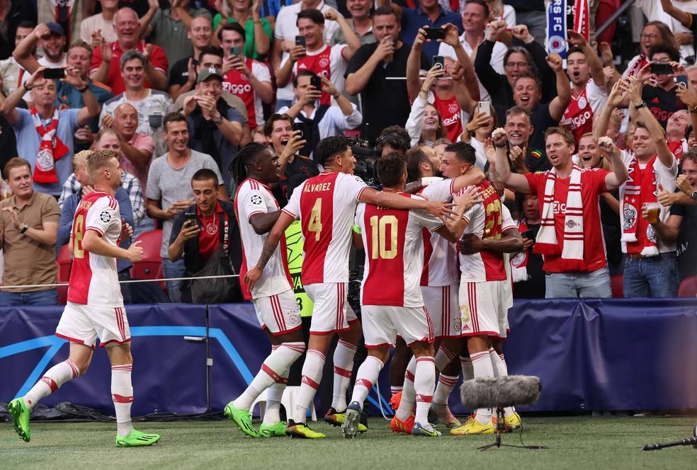 Em jogo movimentado, Olympique de Marselha vence o Ajax pela