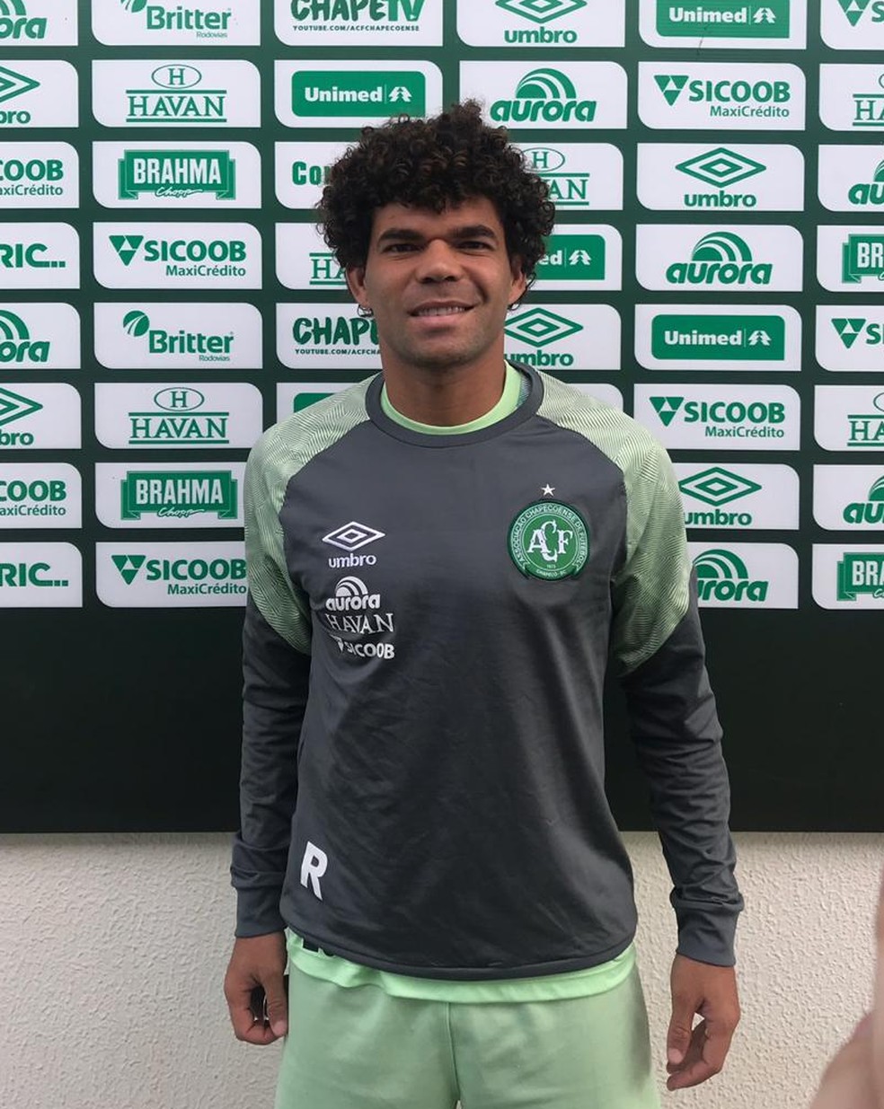 Camilo se integra ao grupo da Chape e faz primeiro treino em retorno ao  clube | chapecoense | ge