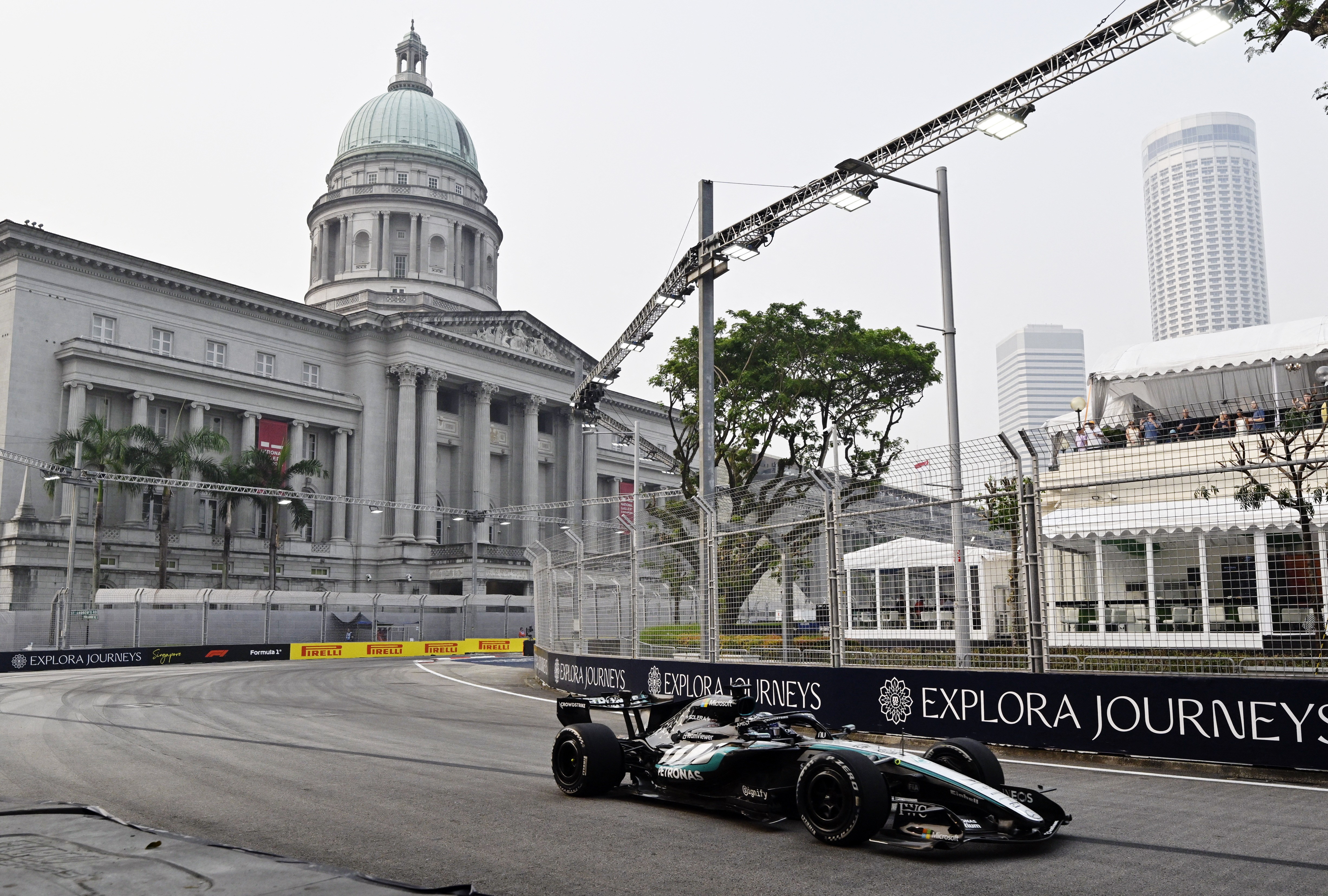 GP de Singapura: Russell lidera treino livre único, e Bortoleto é 16º