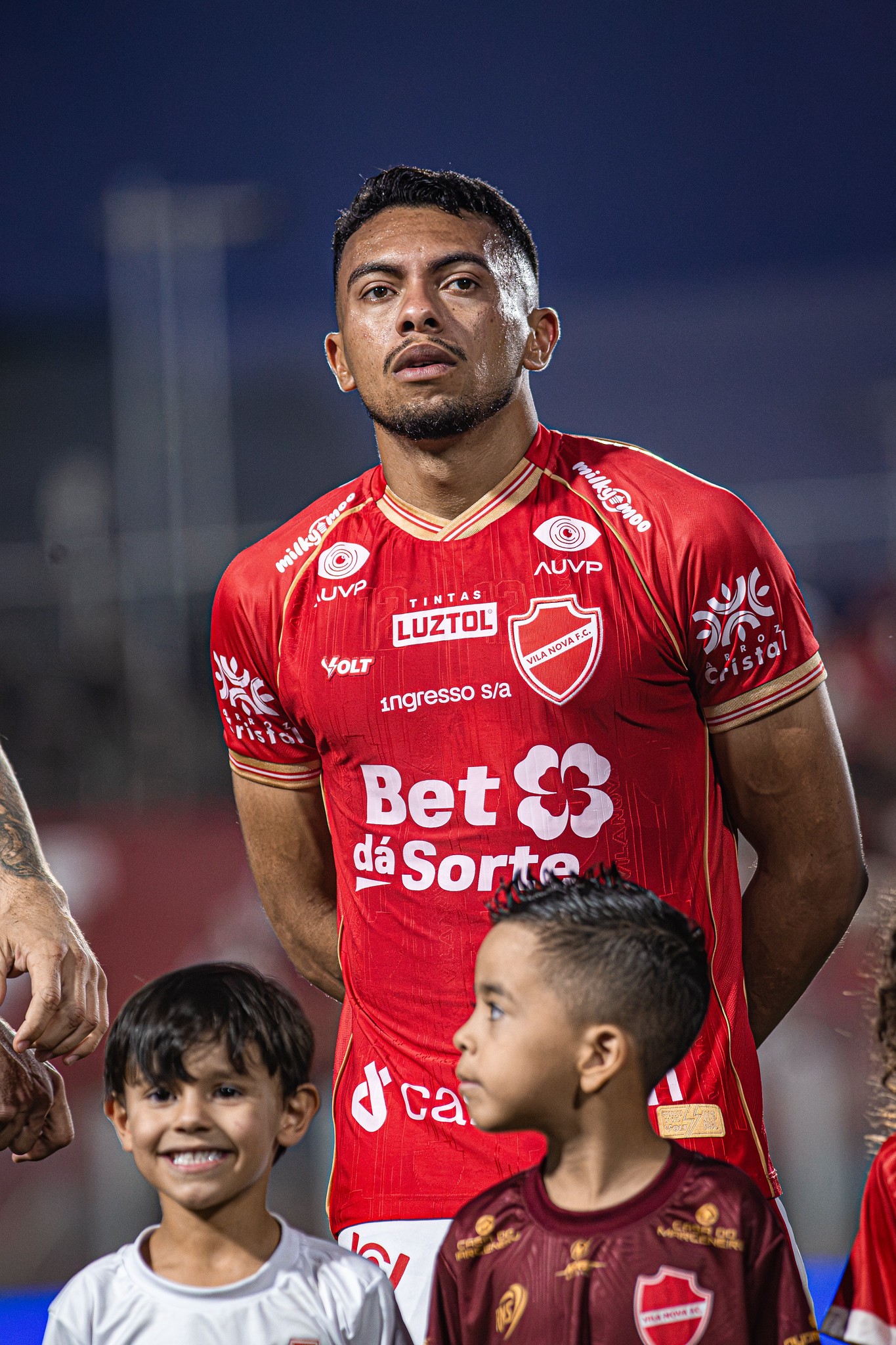 Vila tem três novos desfalques para enfrentar o Athletic