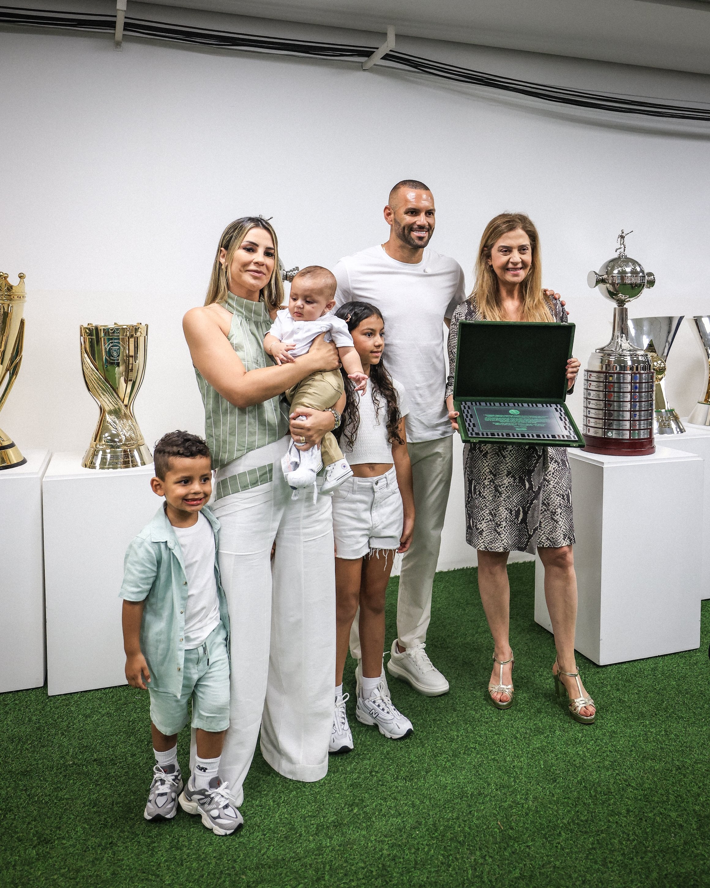 Palmeiras confirma liberação gratuita de Weverton; títulos conquistados foram compensação