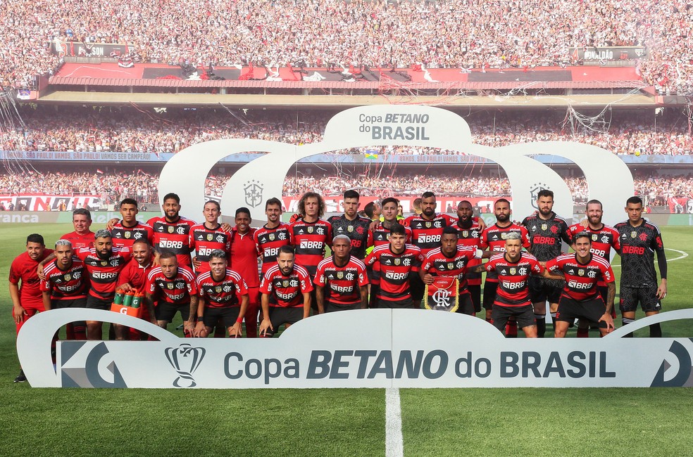 Flamengo em seu último jogo no Morumbi — Foto: Marcos Ribolli/ge
