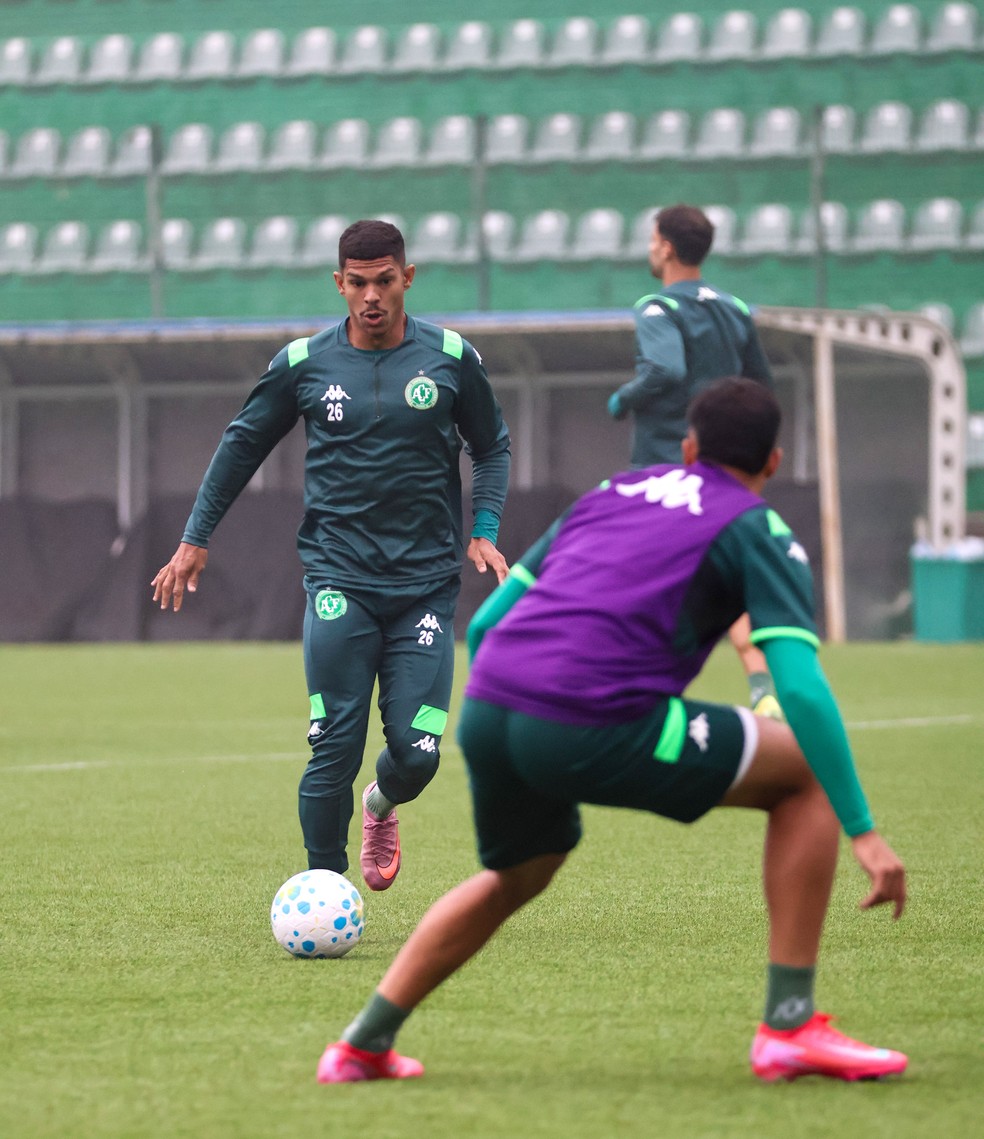 Chapecoense se reapresenta: treino na Arena Condá