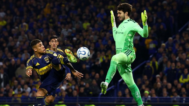 Ayrton Costa e Otavio em Cruzeiro x Boca Juniors