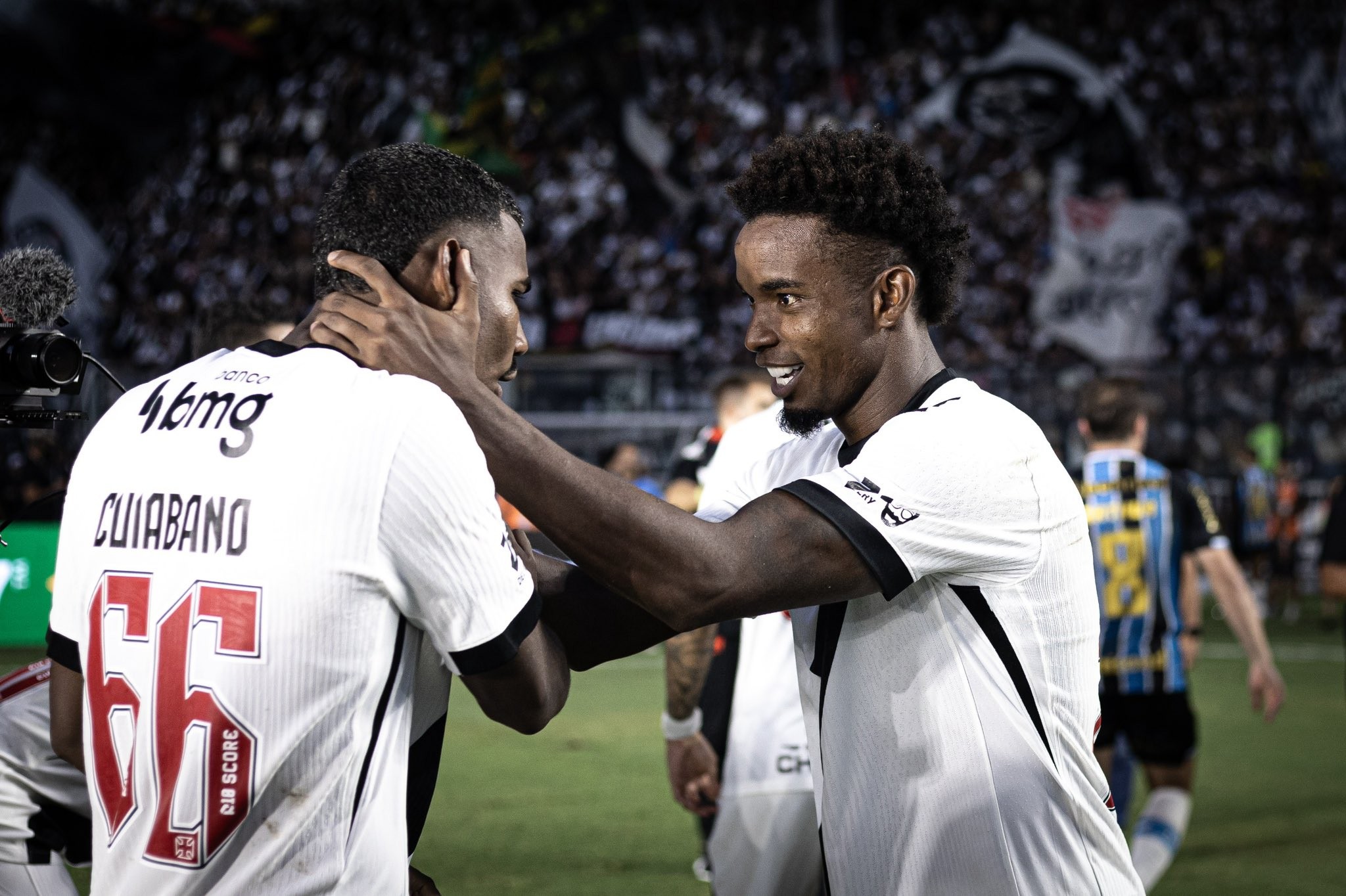 Da saída de Coutinho ao clima com Renato: o que mudou no Vasco desde o último clássico contra Botafogo | Ge