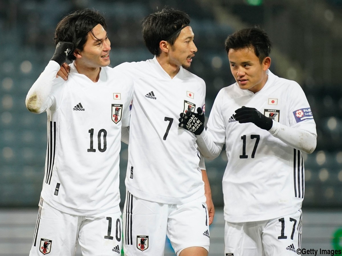 Promessas, Nakamura e Kubo marcam em vitórias de Gamba e Tokyo na